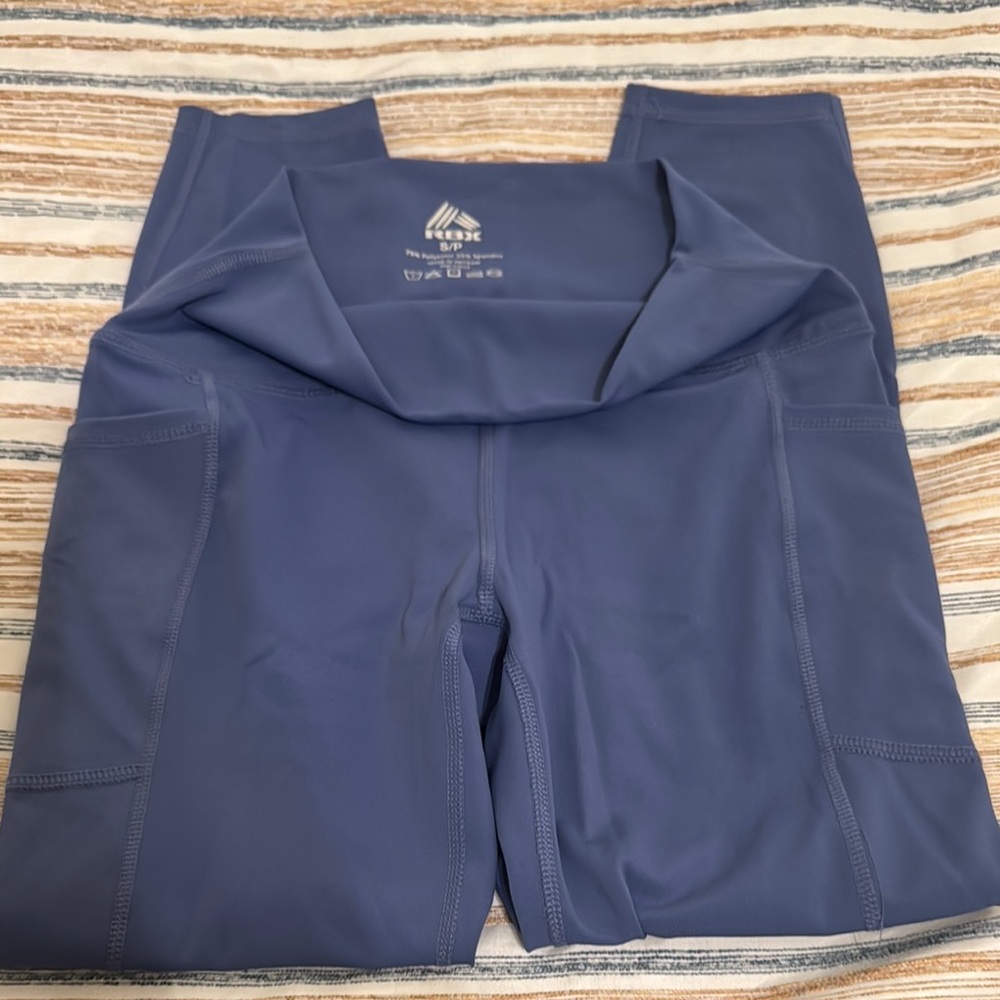 Blue Athletic Leggings with pockets!